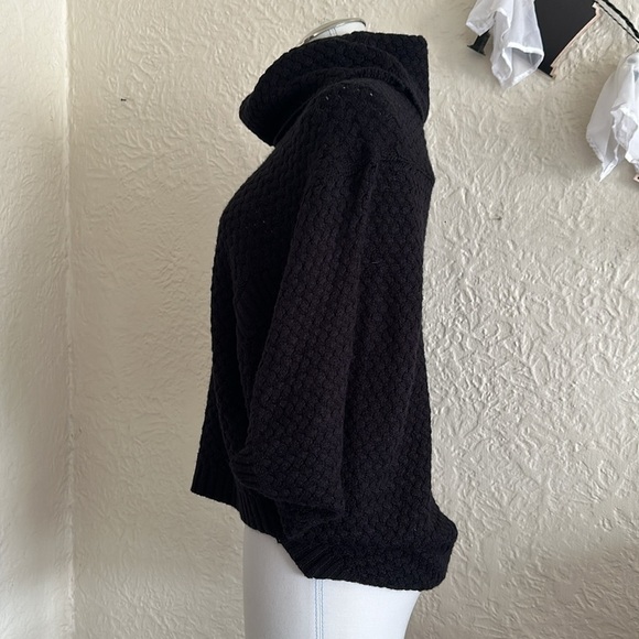 Anthropologie Moth Black Batwing Dolman Sleeve Turtleneck Sweater Small - Picture 3 of 13